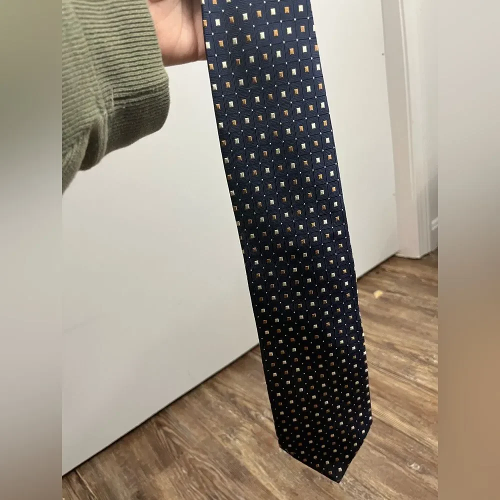 Foggia Necktie Handmade of Imported Silk
